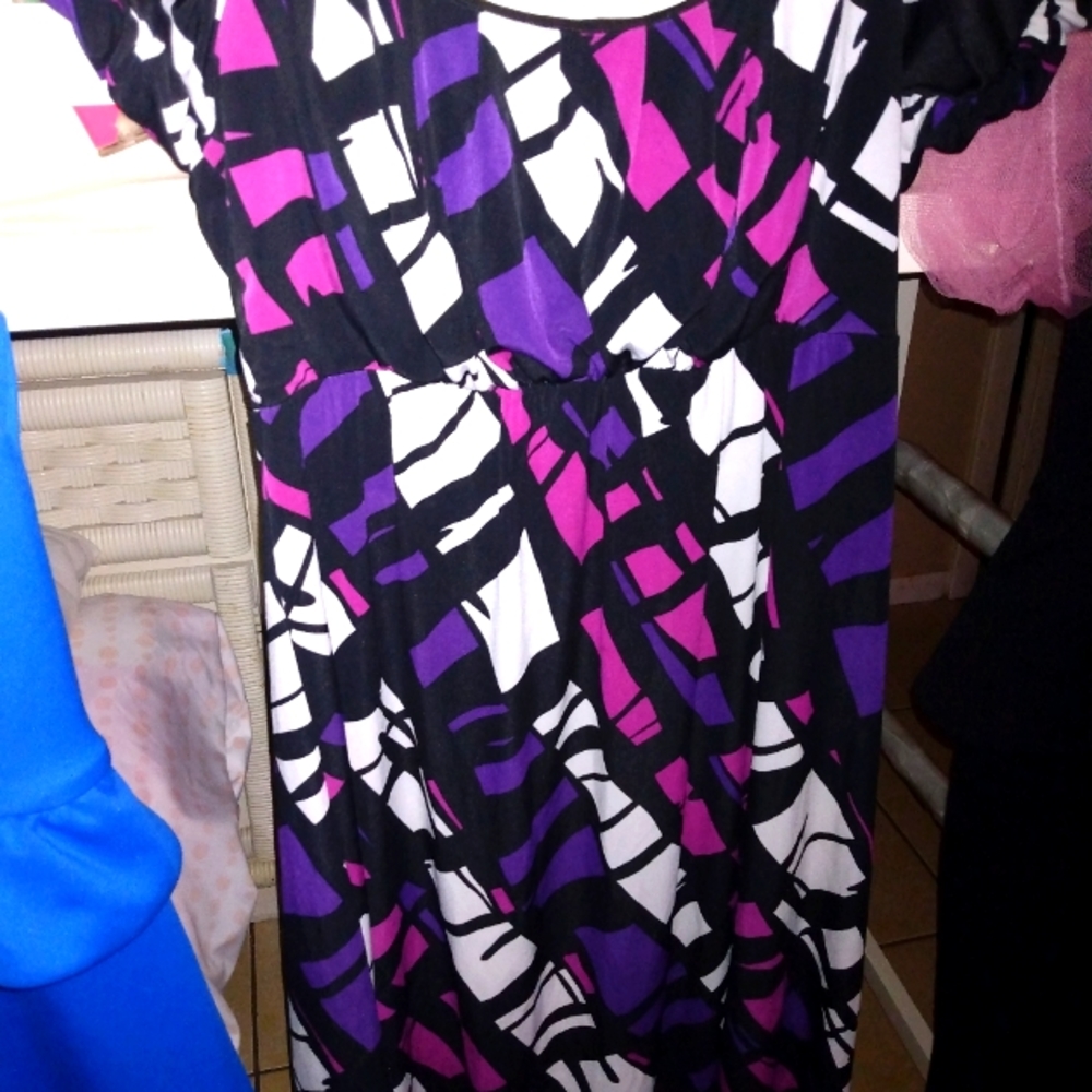 Cute knee high light material casual lounge dress